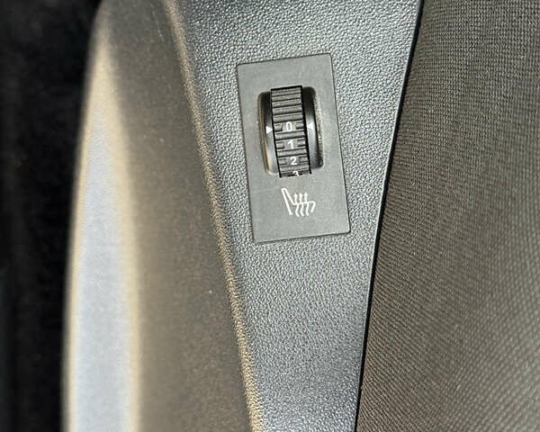 Красный Пежо 2008, объемом двигателя 1.2 л и пробегом 71 тыс. км за 9900 $, фото 16 на Automoto.ua