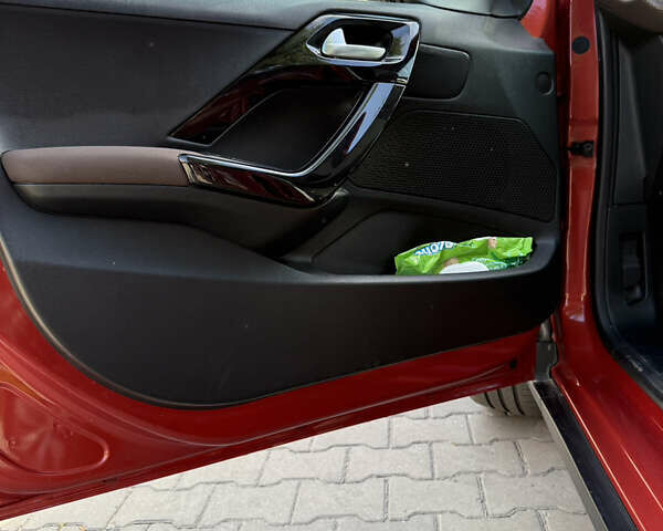 Красный Пежо 2008, объемом двигателя 1.2 л и пробегом 71 тыс. км за 9900 $, фото 26 на Automoto.ua