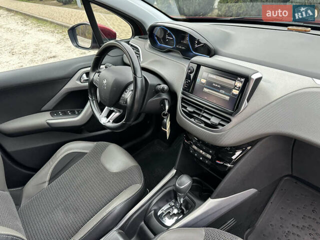 Красный Пежо 2008, объемом двигателя 1.2 л и пробегом 67 тыс. км за 11899 $, фото 34 на Automoto.ua