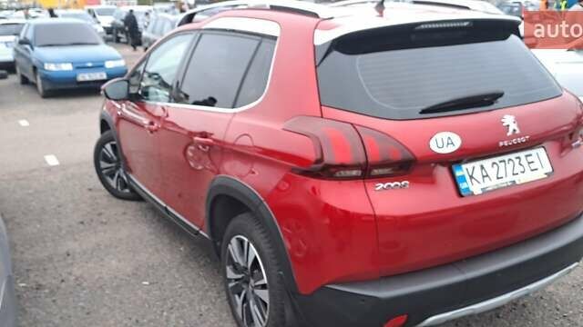 Красный Пежо 2008, объемом двигателя 1.2 л и пробегом 103 тыс. км за 9800 $, фото 4 на Automoto.ua