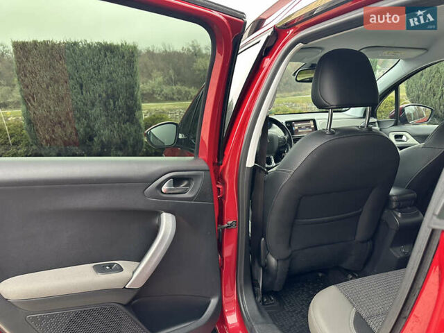 Красный Пежо 2008, объемом двигателя 1.2 л и пробегом 67 тыс. км за 11899 $, фото 25 на Automoto.ua