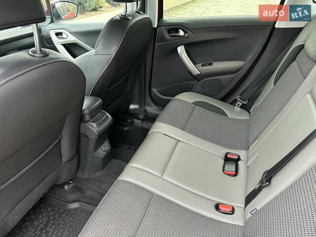 Красный Пежо 2008, объемом двигателя 1.2 л и пробегом 67 тыс. км за 11899 $, фото 27 на Automoto.ua