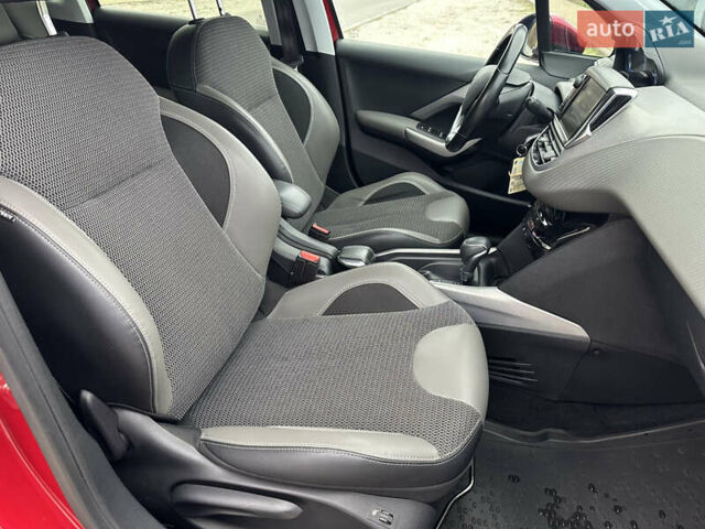Красный Пежо 2008, объемом двигателя 1.2 л и пробегом 67 тыс. км за 11899 $, фото 33 на Automoto.ua