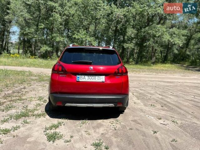 Красный Пежо 2008, объемом двигателя 1.2 л и пробегом 65 тыс. км за 12700 $, фото 5 на Automoto.ua