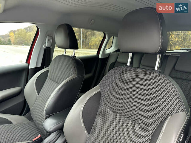 Красный Пежо 2008, объемом двигателя 1.2 л и пробегом 67 тыс. км за 11899 $, фото 16 на Automoto.ua