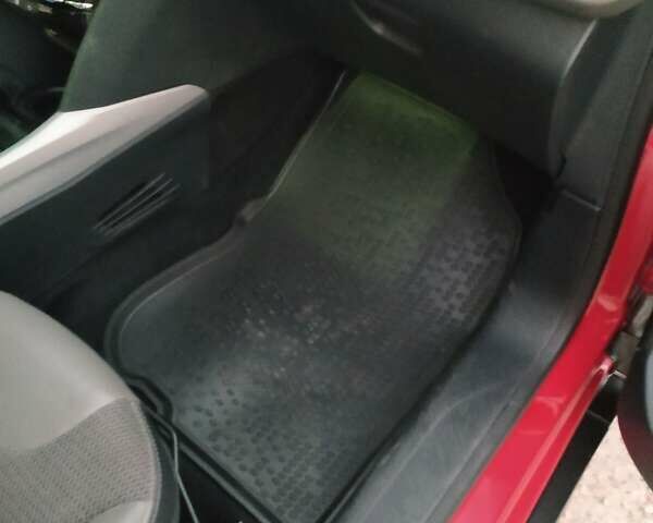 Червоний Пежо 2008, об'ємом двигуна 1.2 л та пробігом 71 тис. км за 11800 $, фото 13 на Automoto.ua