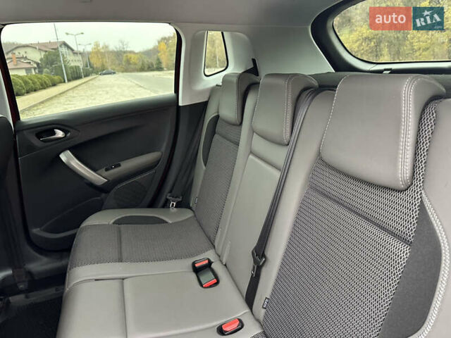 Красный Пежо 2008, объемом двигателя 1.2 л и пробегом 67 тыс. км за 11899 $, фото 26 на Automoto.ua