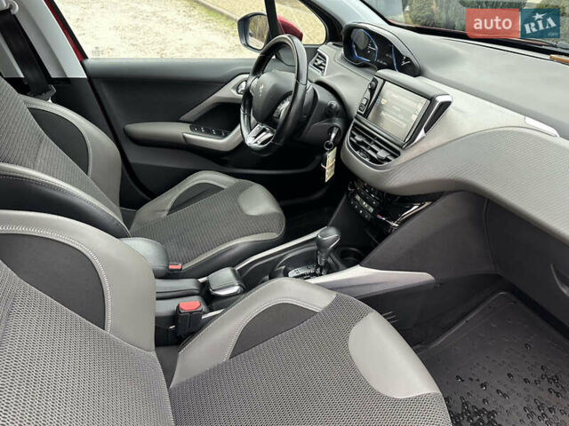 Красный Пежо 2008, объемом двигателя 1.2 л и пробегом 67 тыс. км за 11899 $, фото 32 на Automoto.ua