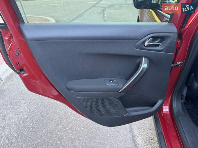 Червоний Пежо 2008, об'ємом двигуна 1.2 л та пробігом 54 тис. км за 11500 $, фото 14 на Automoto.ua