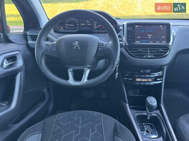 Червоний Пежо 2008, об'ємом двигуна 1.2 л та пробігом 54 тис. км за 11500 $, фото 23 на Automoto.ua