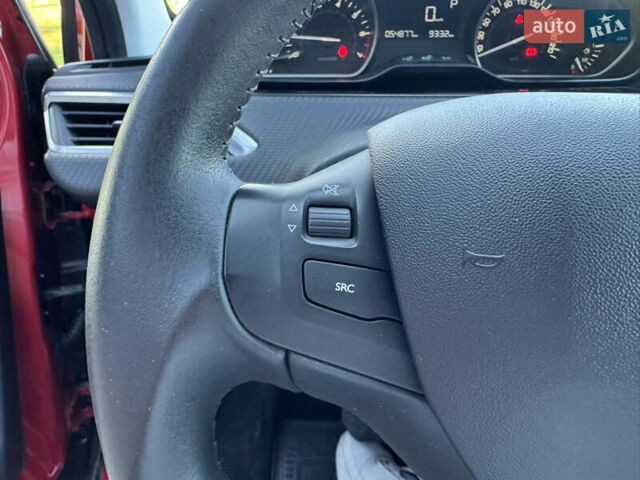 Червоний Пежо 2008, об'ємом двигуна 1.2 л та пробігом 54 тис. км за 11500 $, фото 33 на Automoto.ua