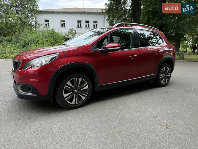 Красный Пежо 2008, объемом двигателя 1.2 л и пробегом 90 тыс. км за 12300 $, фото 3 на Automoto.ua