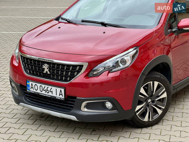 Червоний Пежо 2008, об'ємом двигуна 1.2 л та пробігом 130 тис. км за 10800 $, фото 4 на Automoto.ua