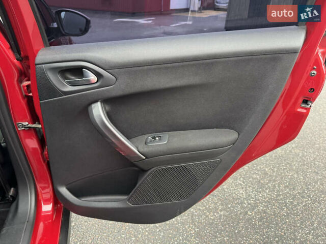 Красный Пежо 2008, объемом двигателя 1.2 л и пробегом 38 тыс. км за 13500 $, фото 18 на Automoto.ua