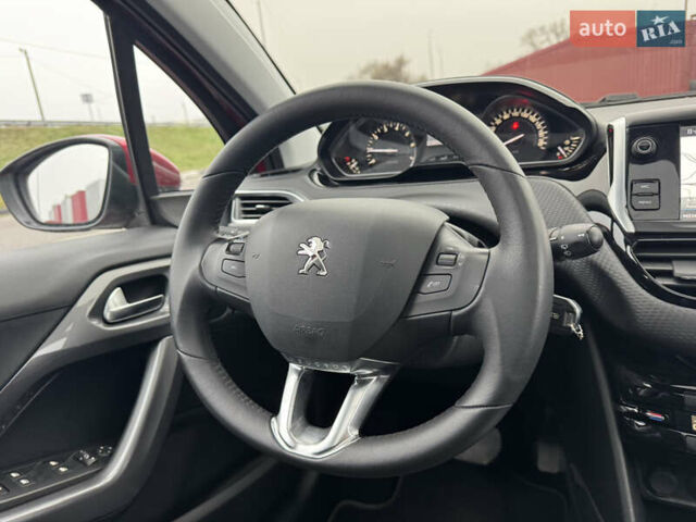Красный Пежо 2008, объемом двигателя 1.2 л и пробегом 38 тыс. км за 13500 $, фото 28 на Automoto.ua