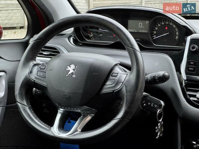 Червоний Пежо 2008, об'ємом двигуна 1.2 л та пробігом 130 тис. км за 10800 $, фото 22 на Automoto.ua