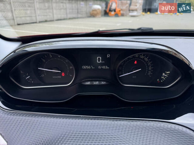 Червоний Пежо 2008, об'ємом двигуна 1.2 л та пробігом 130 тис. км за 10800 $, фото 31 на Automoto.ua