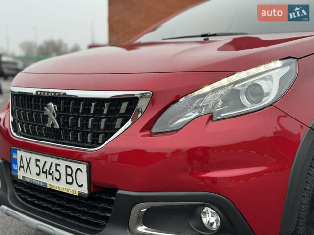 Красный Пежо 2008, объемом двигателя 1.2 л и пробегом 38 тыс. км за 13500 $, фото 9 на Automoto.ua