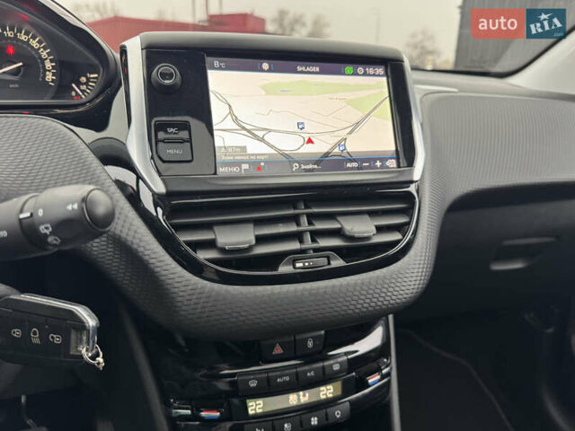 Красный Пежо 2008, объемом двигателя 1.2 л и пробегом 38 тыс. км за 13500 $, фото 30 на Automoto.ua