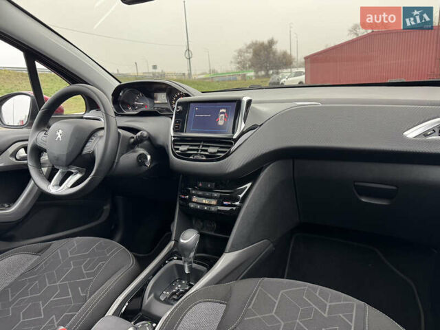 Красный Пежо 2008, объемом двигателя 1.2 л и пробегом 38 тыс. км за 13500 $, фото 17 на Automoto.ua