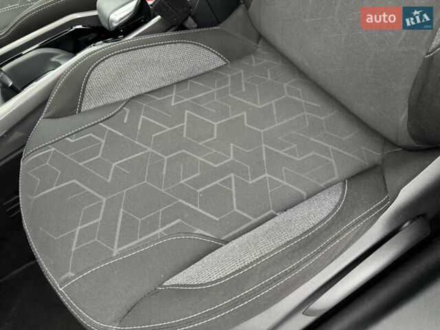 Красный Пежо 2008, объемом двигателя 1.2 л и пробегом 38 тыс. км за 13500 $, фото 23 на Automoto.ua