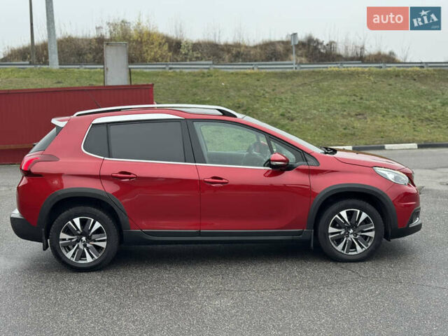 Красный Пежо 2008, объемом двигателя 1.2 л и пробегом 38 тыс. км за 13500 $, фото 3 на Automoto.ua