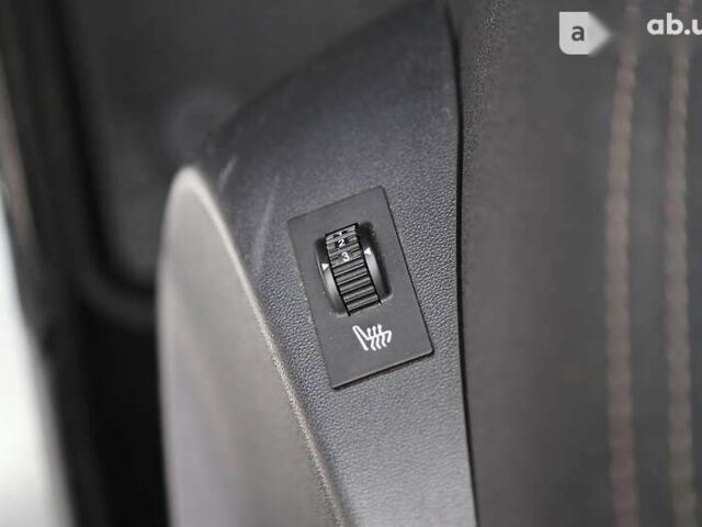 Пежо 2008, объемом двигателя 1.2 л и пробегом 134 тыс. км за 10900 $, фото 18 на Automoto.ua