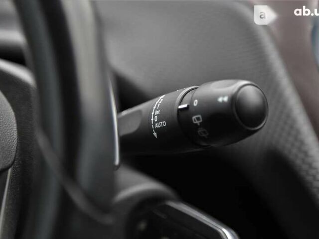 Пежо 2008, объемом двигателя 1.2 л и пробегом 134 тыс. км за 10900 $, фото 20 на Automoto.ua