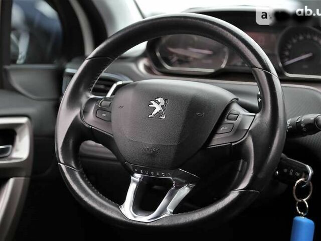 Пежо 2008, объемом двигателя 1.2 л и пробегом 134 тыс. км за 10900 $, фото 13 на Automoto.ua