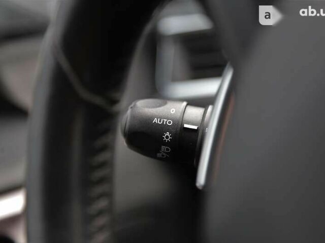 Пежо 2008, объемом двигателя 1.2 л и пробегом 134 тыс. км за 10900 $, фото 19 на Automoto.ua