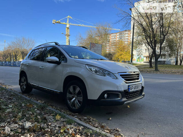 Пежо 2008, объемом двигателя 1.2 л и пробегом 100 тыс. км за 10000 $, фото 4 на Automoto.ua