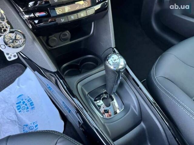 Пежо 2008, объемом двигателя 1.6 л и пробегом 52 тыс. км за 12100 $, фото 14 на Automoto.ua