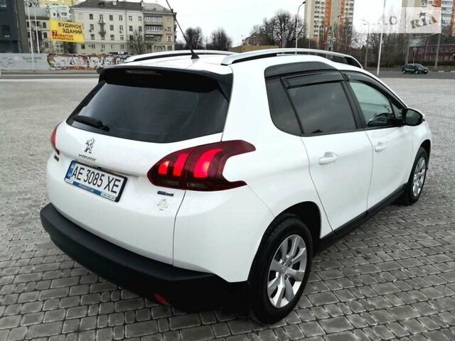 Пежо 2008, объемом двигателя 1.2 л и пробегом 64 тыс. км за 13000 $, фото 15 на Automoto.ua