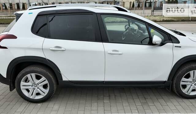Пежо 2008, объемом двигателя 1.2 л и пробегом 96 тыс. км за 12500 $, фото 3 на Automoto.ua