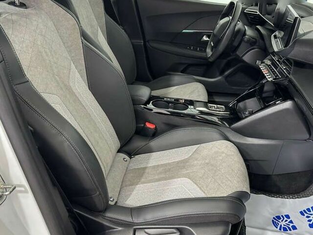 Пежо 2008, объемом двигателя 0 л и пробегом 73 тыс. км за 17450 $, фото 8 на Automoto.ua