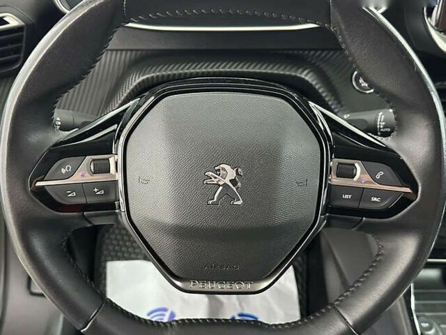 Пежо 2008, объемом двигателя 0 л и пробегом 73 тыс. км за 17950 $, фото 12 на Automoto.ua