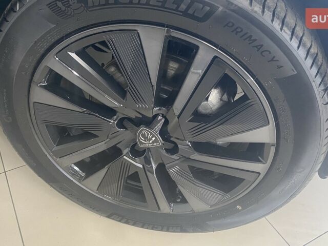 Пежо 2008, объемом двигателя 1.2 л и пробегом 0 тыс. км за 32256 $, фото 15 на Automoto.ua