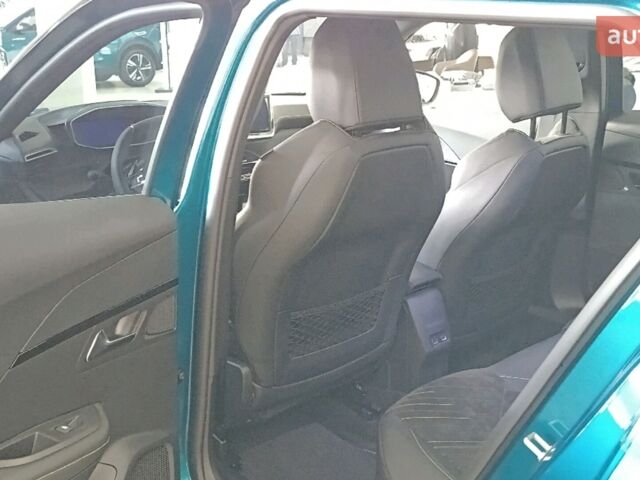 Пежо 2008, объемом двигателя 1.2 л и пробегом 0 тыс. км за 31791 $, фото 6 на Automoto.ua