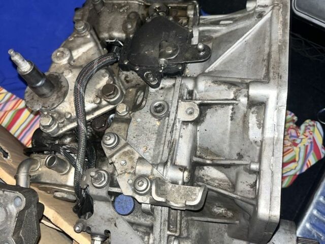 Сірий Пежо 2008, об'ємом двигуна 0 л та пробігом 160 тис. км за 350 $, фото 1 на Automoto.ua