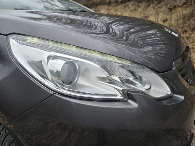 Серый Пежо 2008, объемом двигателя 1.6 л и пробегом 193 тыс. км за 9800 $, фото 18 на Automoto.ua