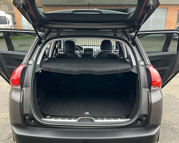 Серый Пежо 2008, объемом двигателя 1.6 л и пробегом 168 тыс. км за 10300 $, фото 18 на Automoto.ua