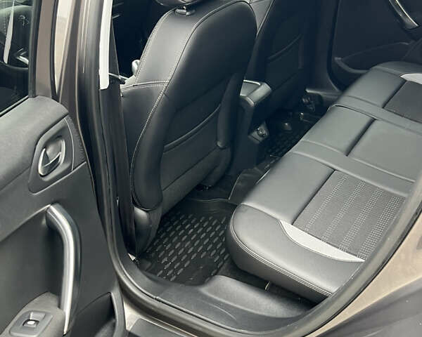 Серый Пежо 2008, объемом двигателя 1.6 л и пробегом 168 тыс. км за 10300 $, фото 15 на Automoto.ua