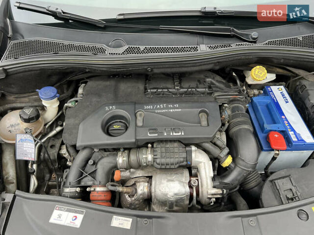Серый Пежо 2008, объемом двигателя 1.6 л и пробегом 168 тыс. км за 10300 $, фото 11 на Automoto.ua