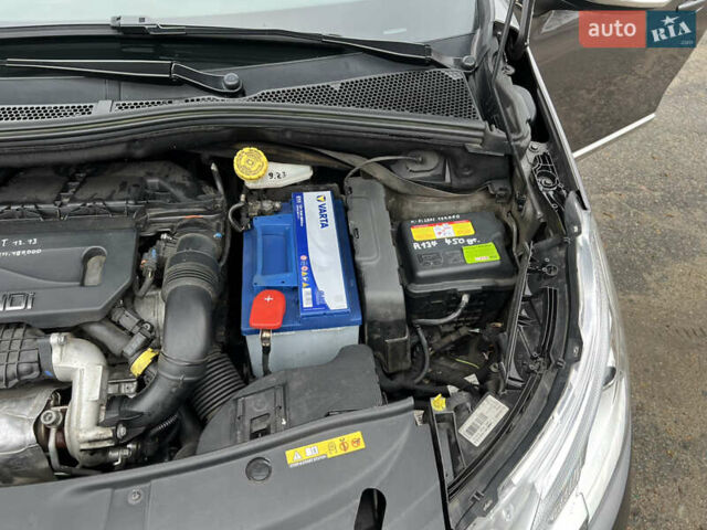 Серый Пежо 2008, объемом двигателя 1.6 л и пробегом 168 тыс. км за 10300 $, фото 10 на Automoto.ua