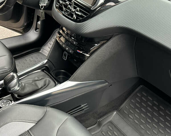 Серый Пежо 2008, объемом двигателя 1.6 л и пробегом 168 тыс. км за 10300 $, фото 20 на Automoto.ua