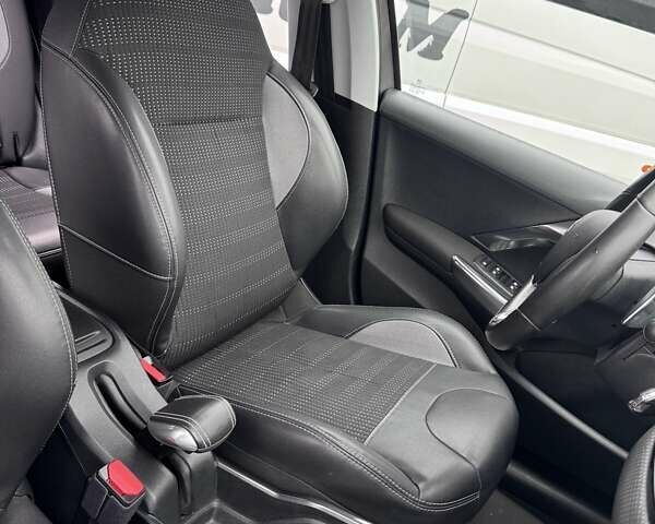 Сірий Пежо 2008, об'ємом двигуна 1.6 л та пробігом 231 тис. км за 9300 $, фото 10 на Automoto.ua