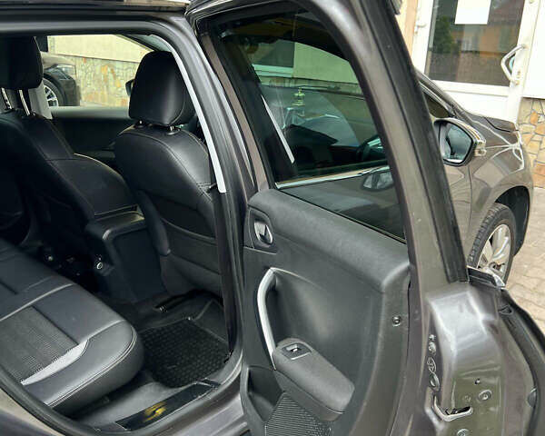 Сірий Пежо 2008, об'ємом двигуна 1.56 л та пробігом 282 тис. км за 8500 $, фото 8 на Automoto.ua