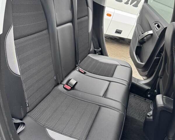 Сірий Пежо 2008, об'ємом двигуна 1.6 л та пробігом 231 тис. км за 9300 $, фото 11 на Automoto.ua