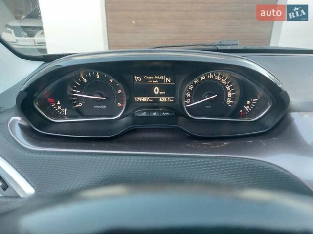 Серый Пежо 2008, объемом двигателя 1.6 л и пробегом 180 тыс. км за 9000 $, фото 10 на Automoto.ua