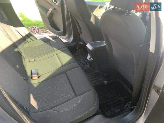 Серый Пежо 2008, объемом двигателя 1.2 л и пробегом 83 тыс. км за 10500 $, фото 6 на Automoto.ua
